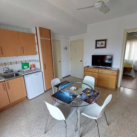 Apartamentos El Sol-2